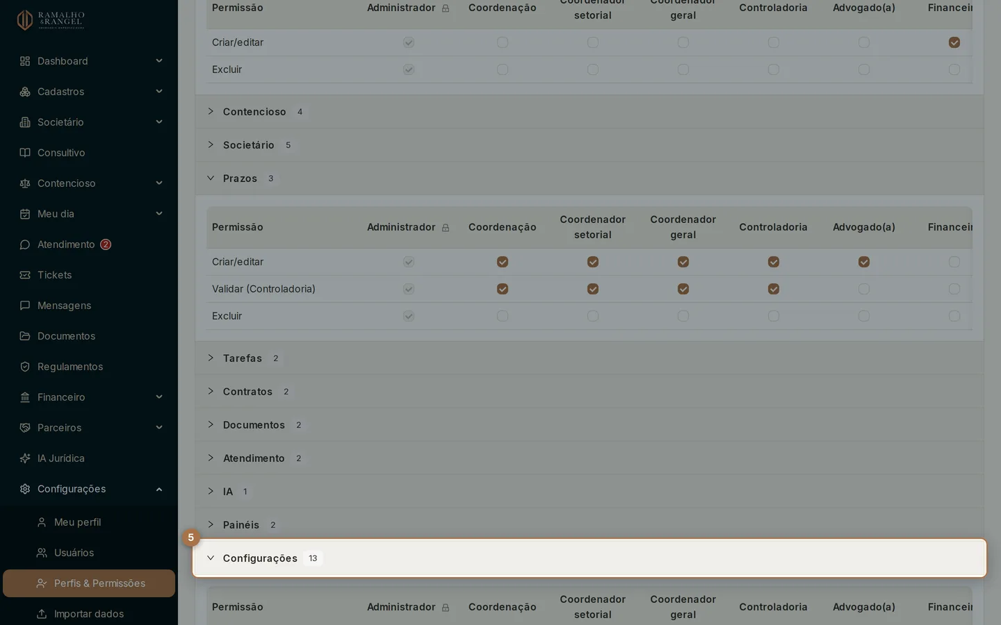 O grupo Configurações concentra as permissões que mudam o sistema: usuários, escritório, setores, integrações e auditoria.
